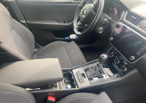 Skoda Superb cena 145000 przebieg: 28715, rok produkcji 2020 z Torzym małe 277